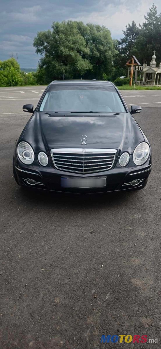 2007' Mercedes-Benz E-Class photo #1