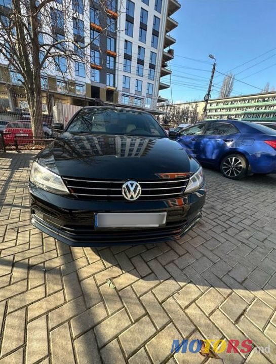 2015' Volkswagen Jetta photo #2