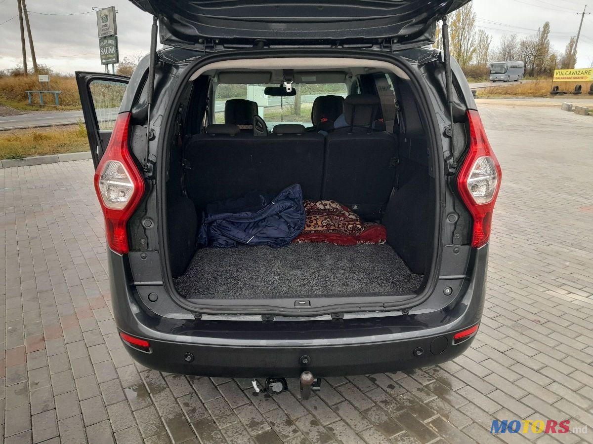 2012' Dacia Lodgy photo #6