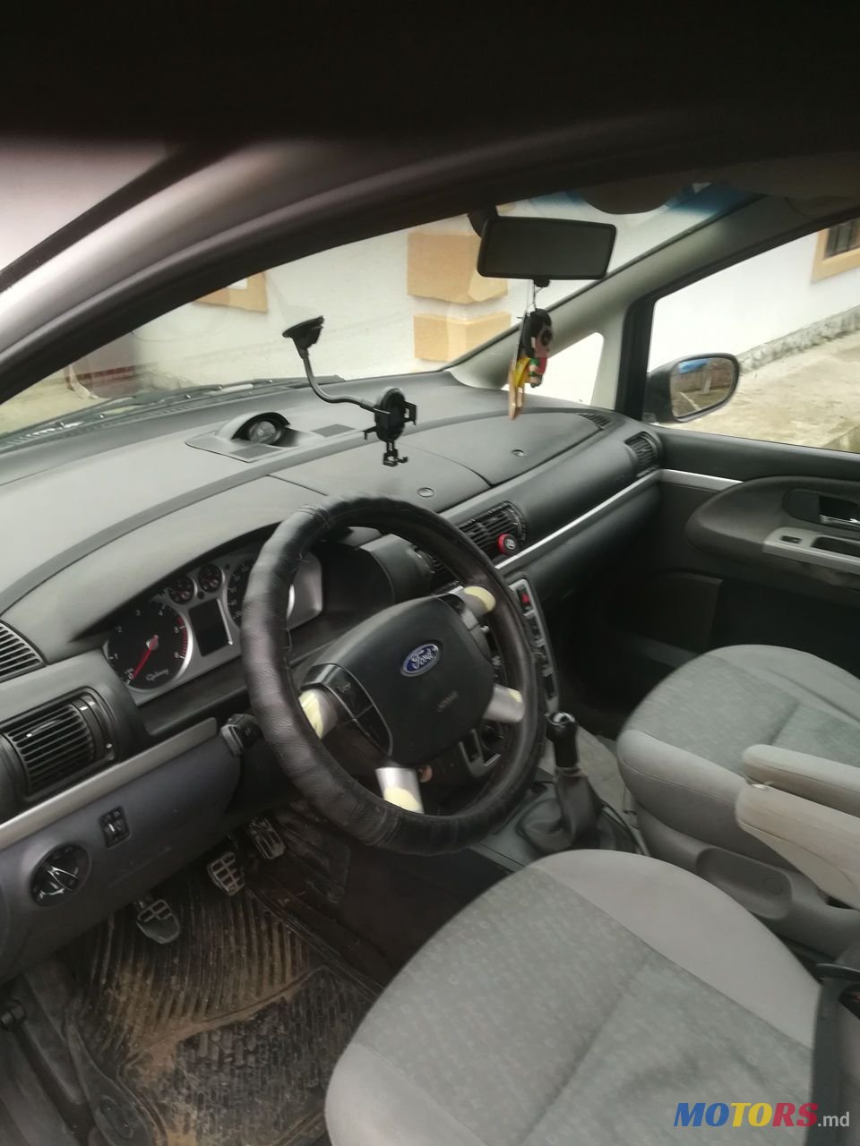 2001' Ford Galaxy photo #2