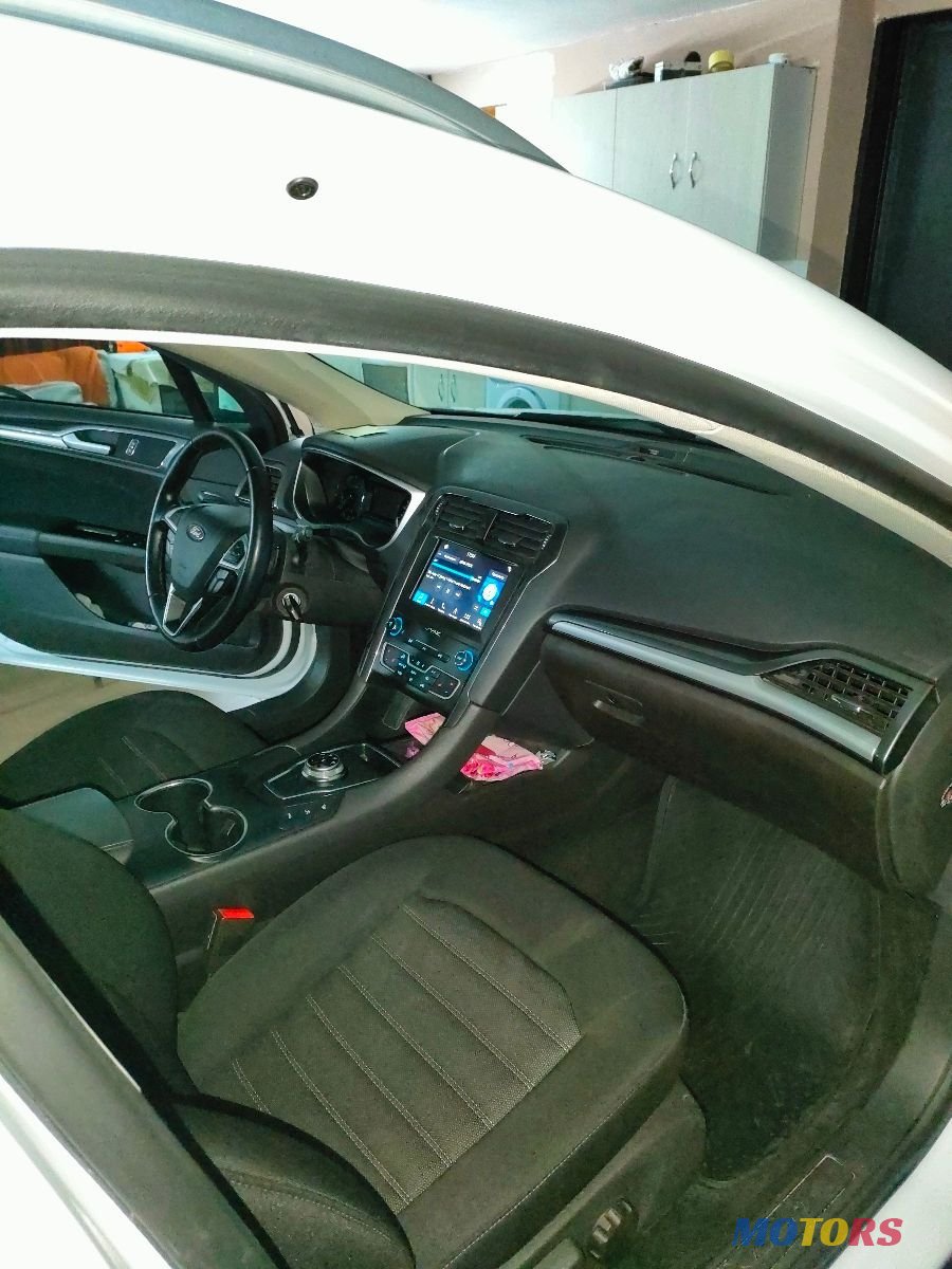 2019' Ford Mondeo photo #6