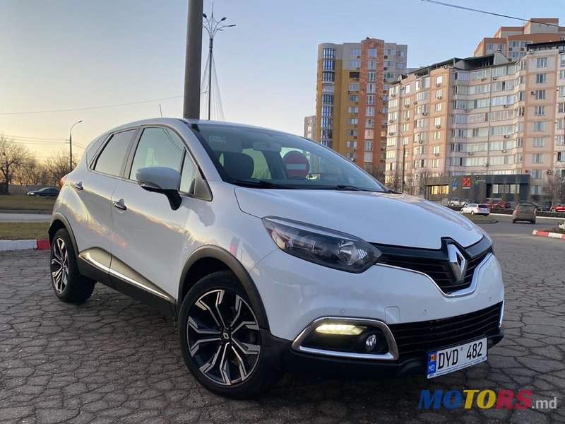 2015' Renault Captur photo #2