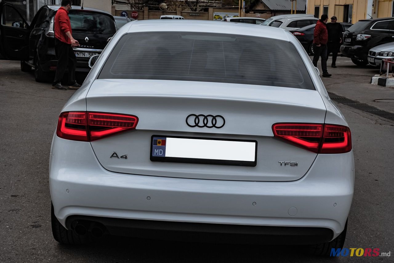 2012' Audi A4 photo #3