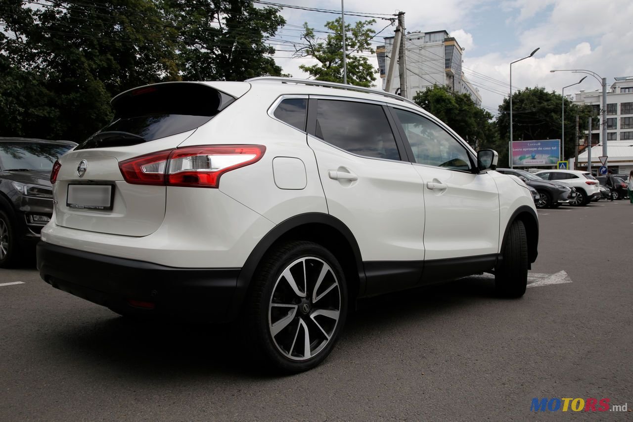 2015' Nissan Qashqai photo #3