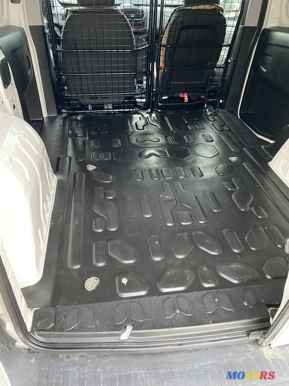 2013' Fiat Doblo photo #3