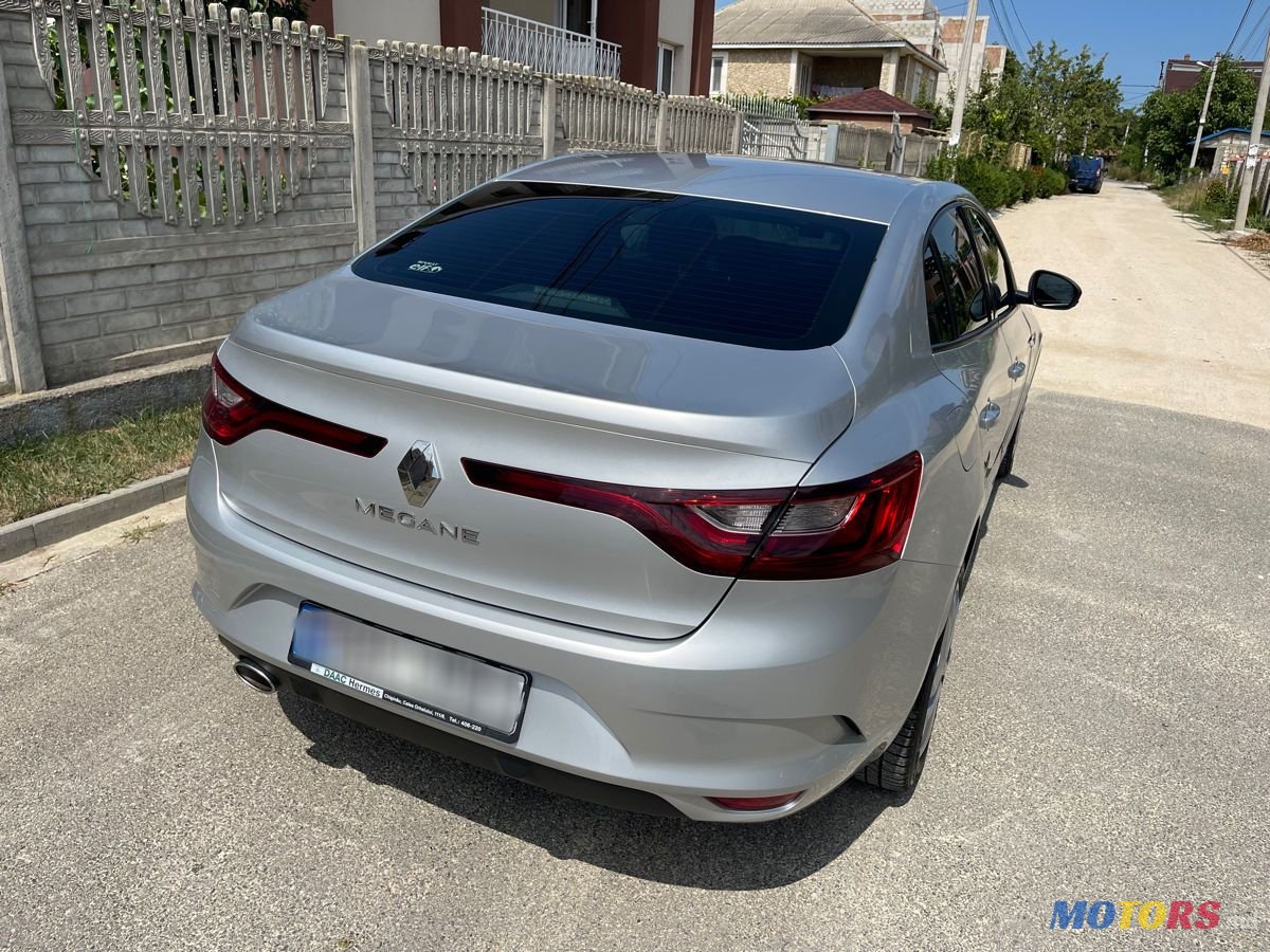 2019' Renault Megane photo #5