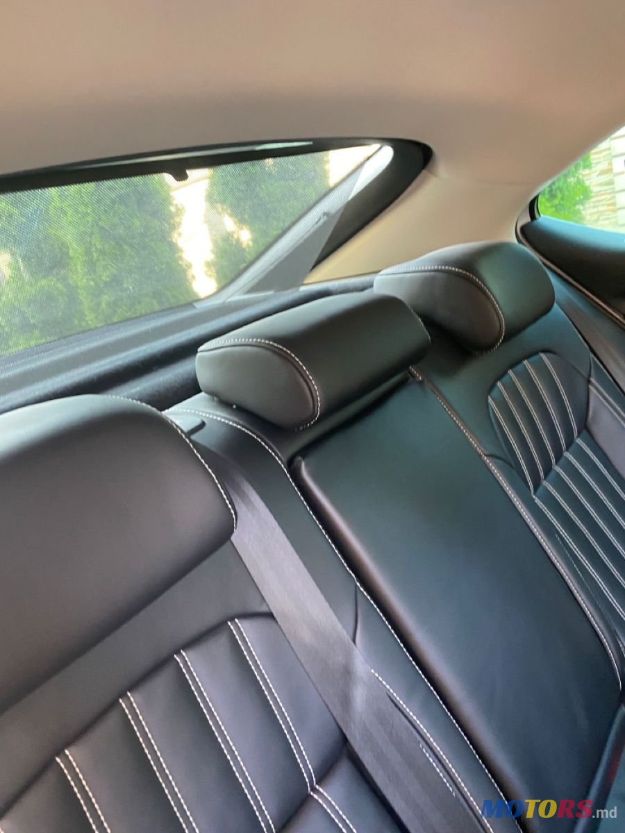 2017' Skoda Superb photo #4