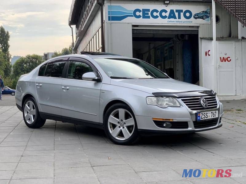 2008' Volkswagen Passat photo #3