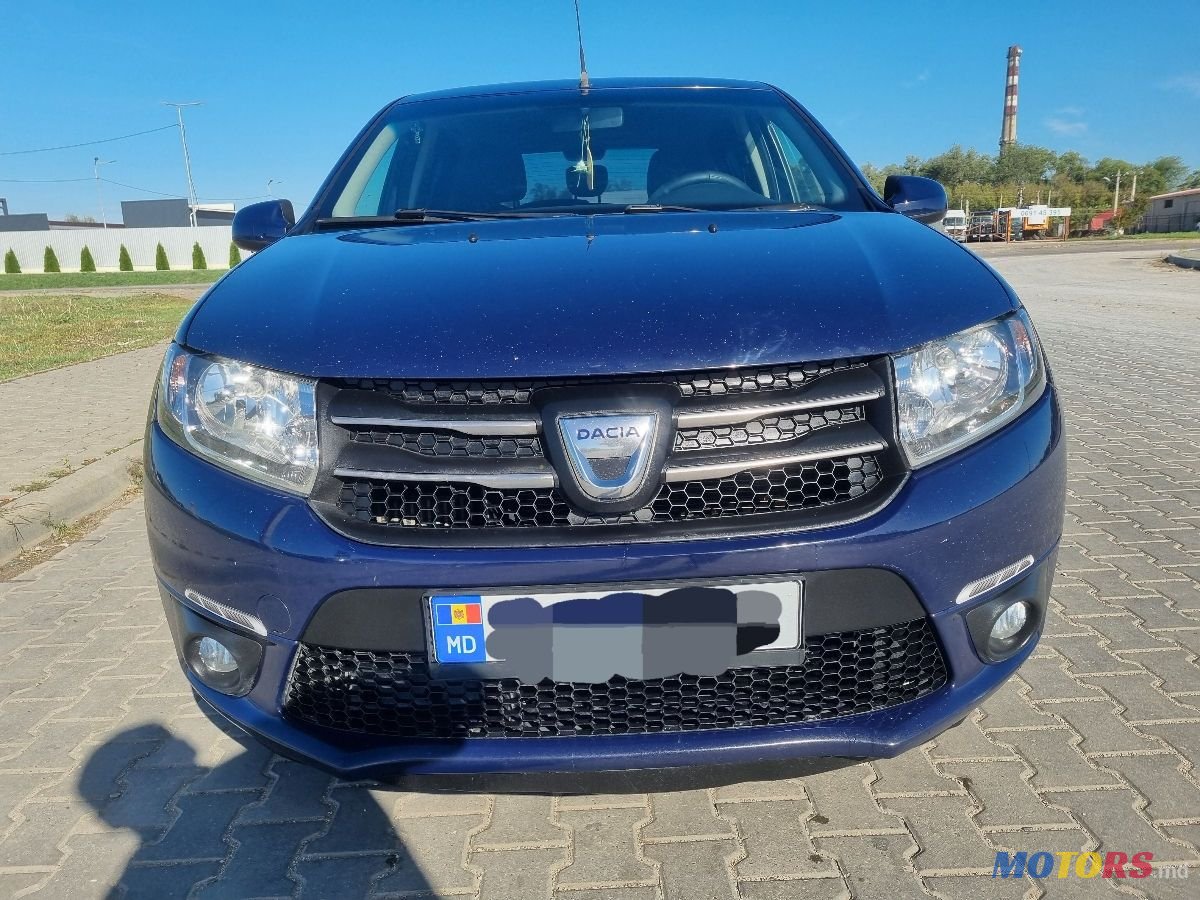 2015' Dacia Sandero photo #2