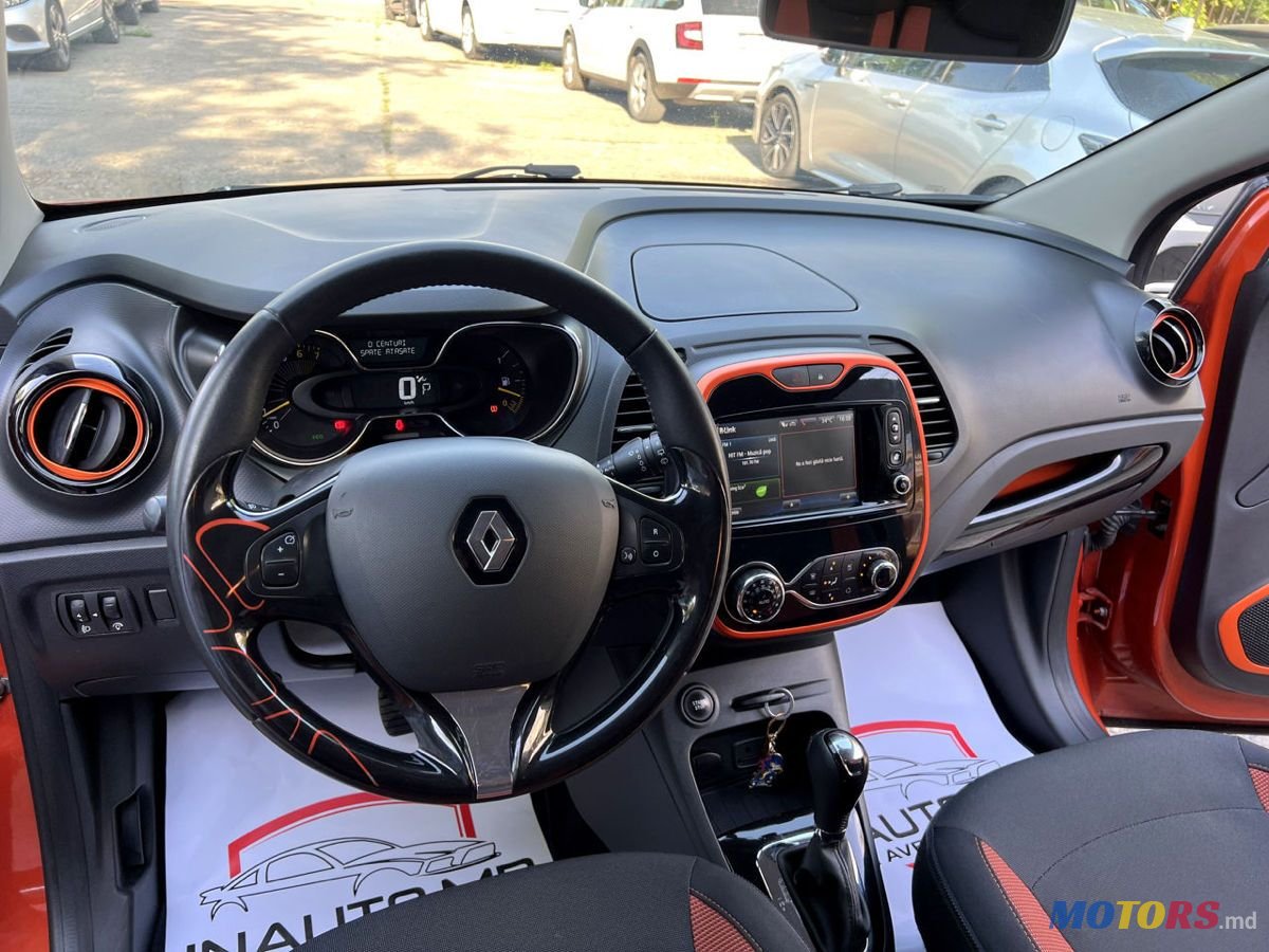 2015' Renault Captur photo #6