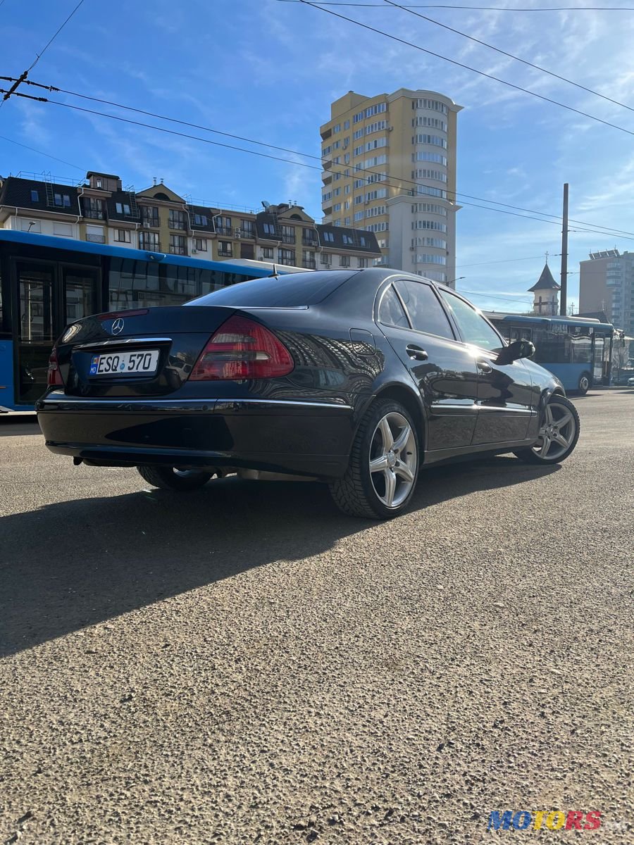 2002' Mercedes-Benz E Класс photo #3