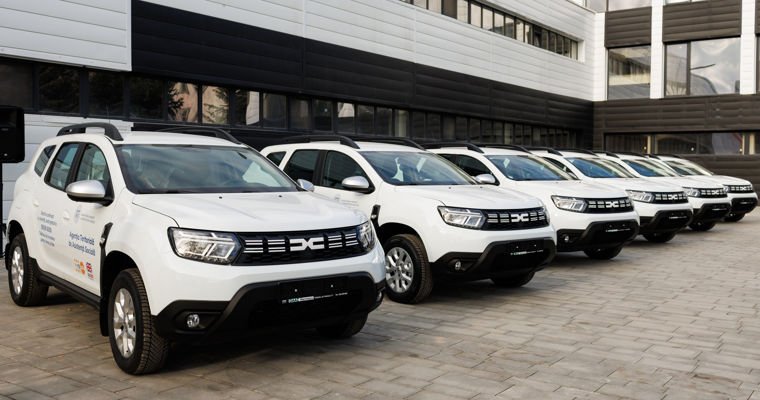 Десять территориальных агентств социальной помощи получат новые автомобили