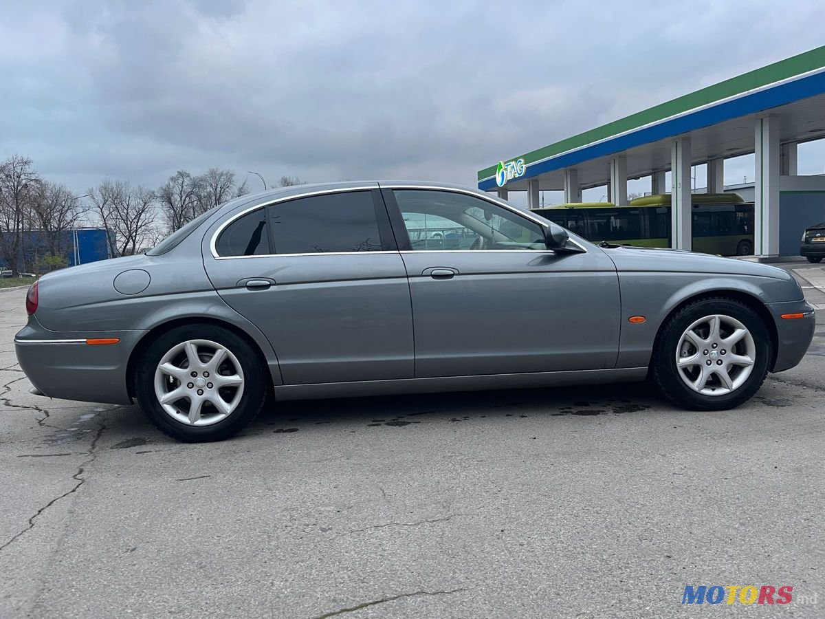 2005' Jaguar S-Type photo #3