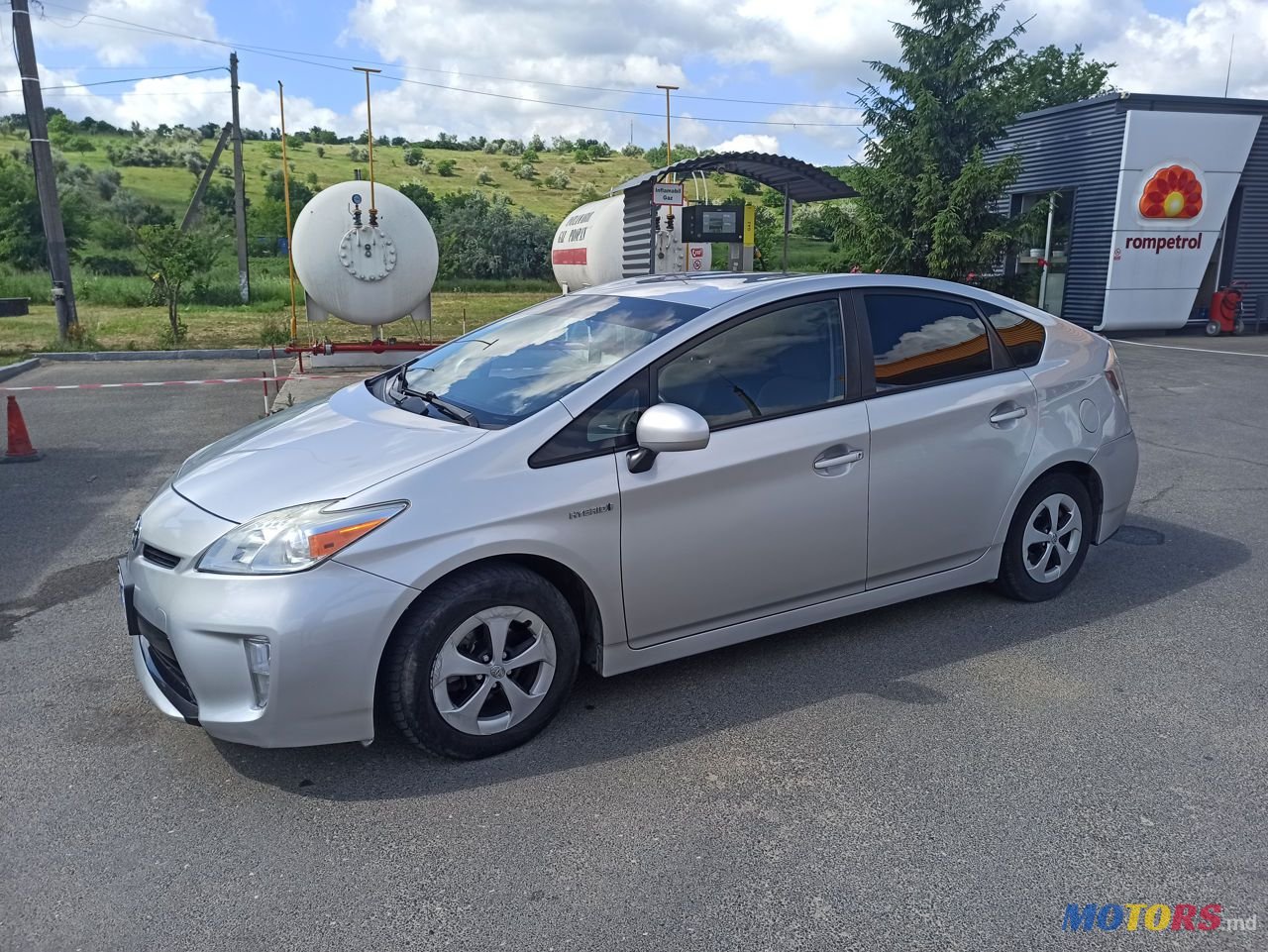 2012' Toyota Prius photo #1