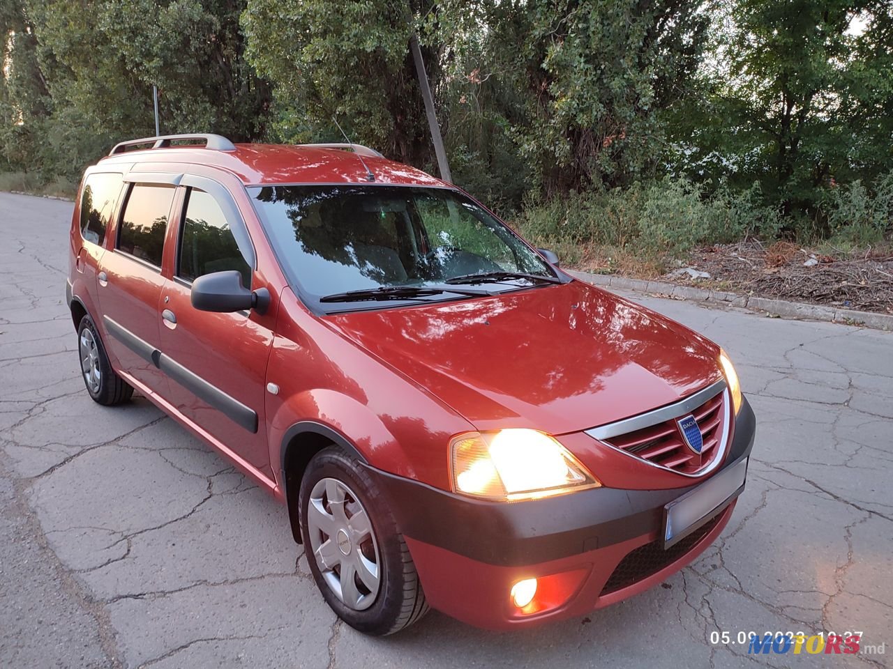 2008' Dacia Logan Mcv photo #6
