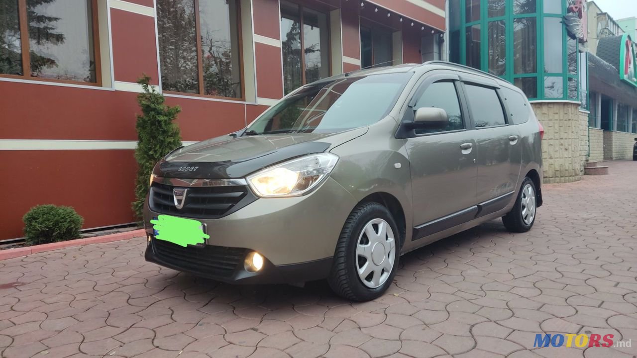 2013' Dacia Lodgy photo #4