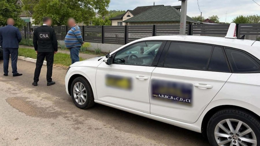 Corupție sistemică la examenele auto susținute la Căușeni: 350–400 de euro pentru promovarea probei practice