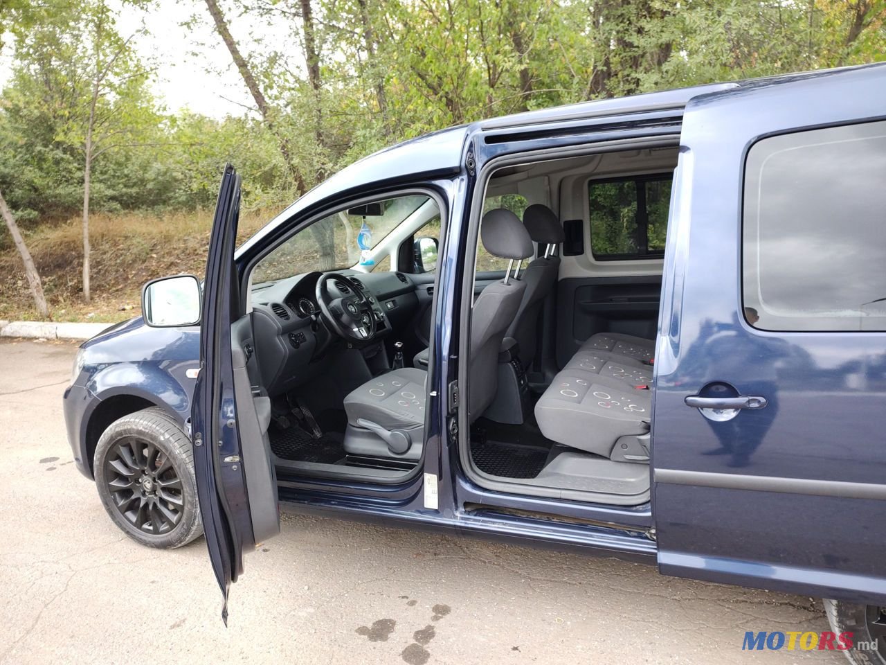 2012' Volkswagen Caddy photo #4