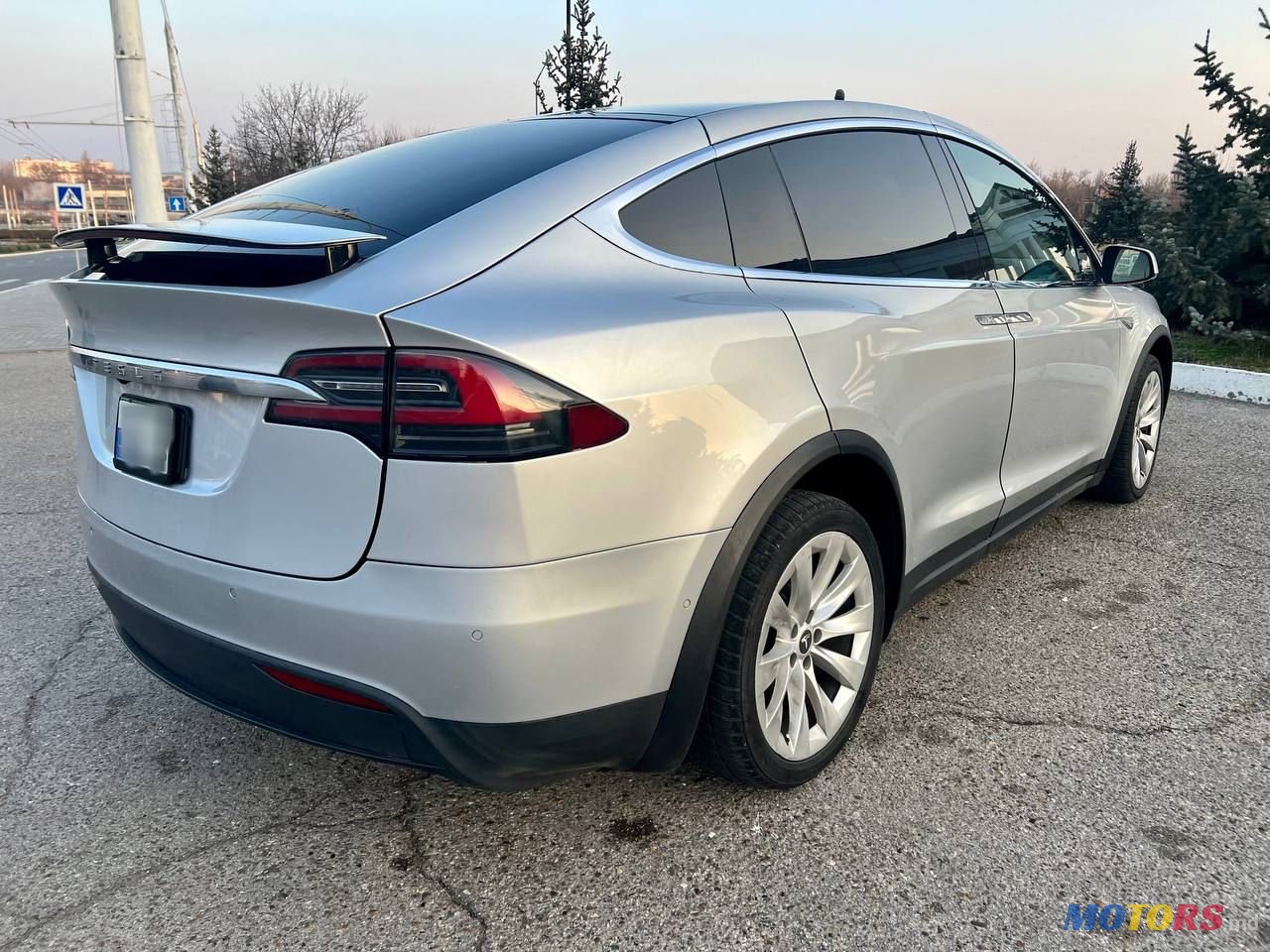 2016' Tesla Model X photo #2