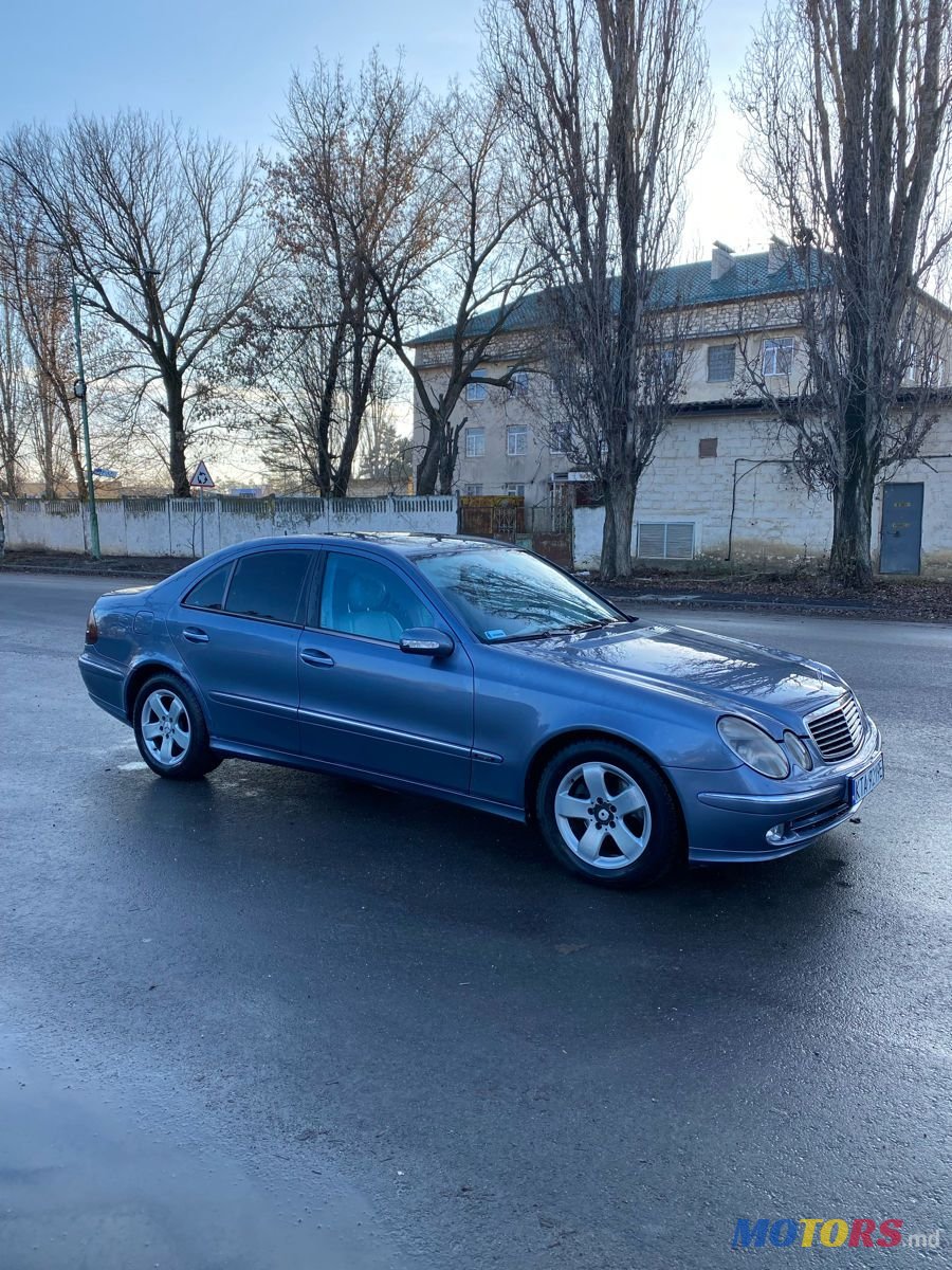 2003' Mercedes-Benz E Класс photo #1