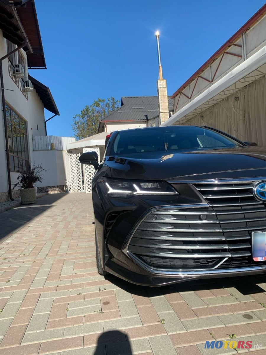 2021' Toyota Avalon photo #6