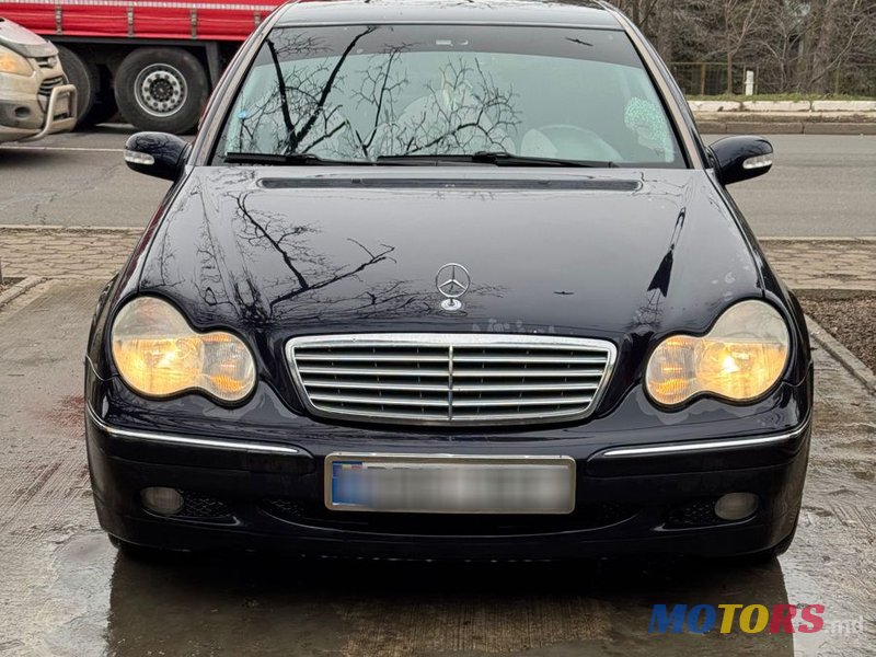 2000' Mercedes-Benz C-Class photo #1