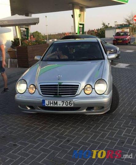 2000' Mercedes-Benz E photo #1