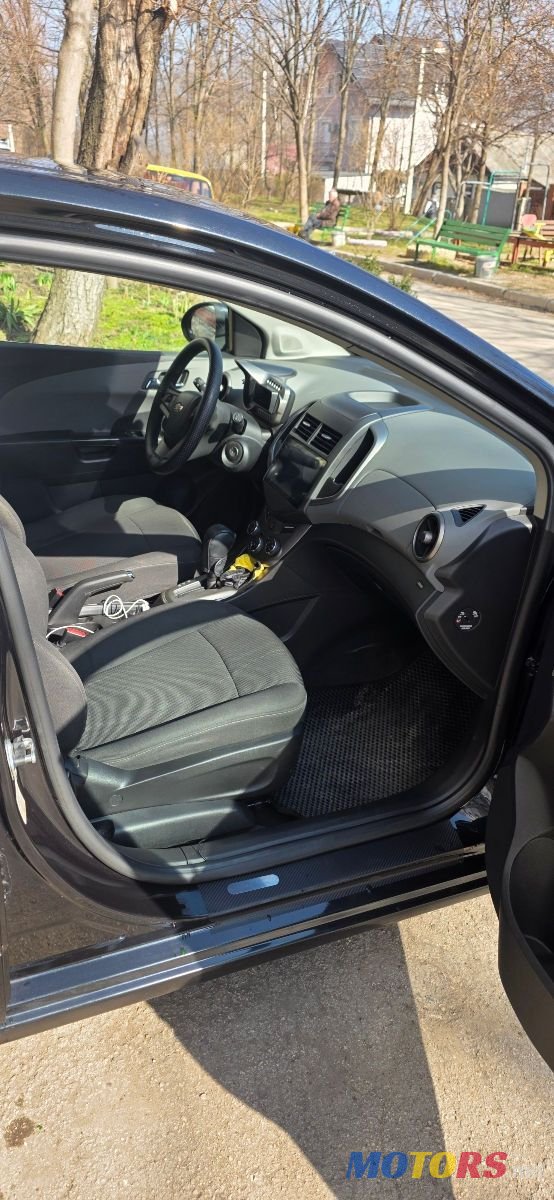 2012' Chevrolet Aveo photo #5