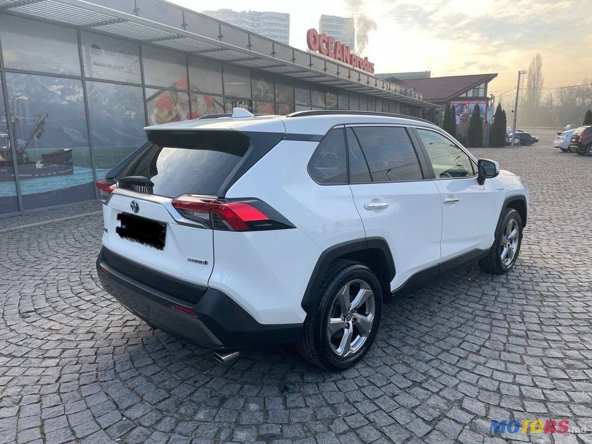 2021' Toyota RAV4 photo #4