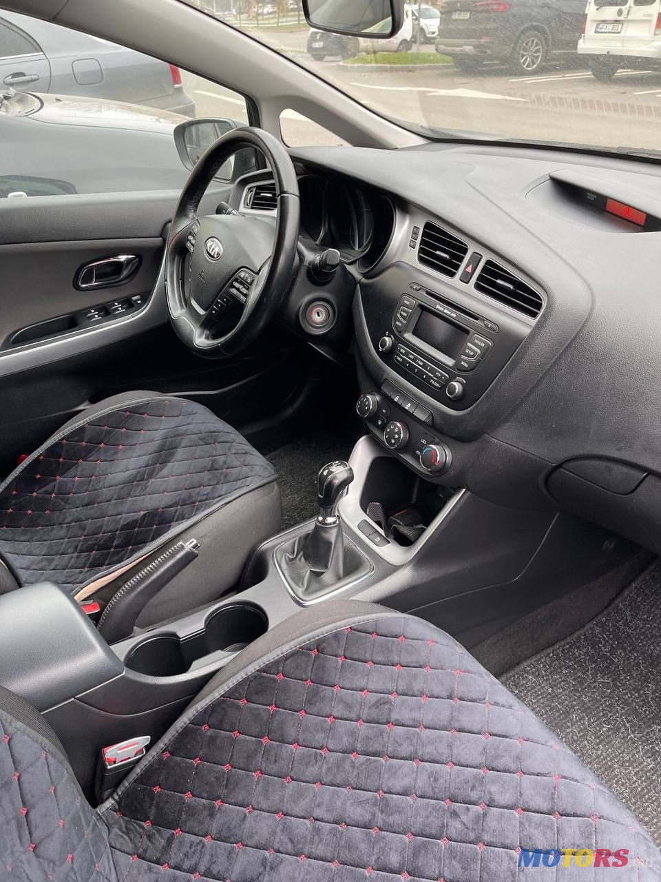 2013' Kia Ceed photo #2