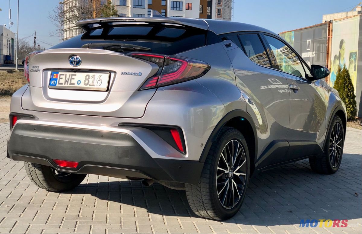 2018' Toyota C-HR photo #6