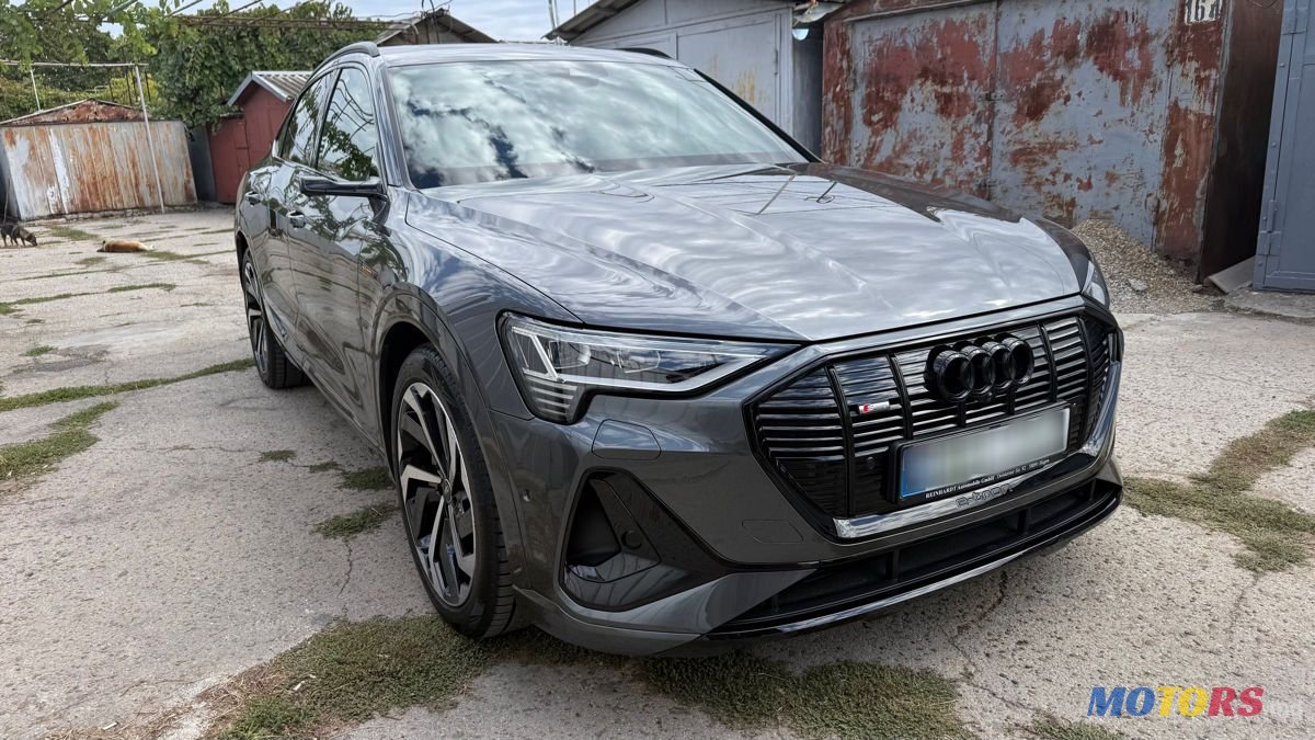 2022' Audi e-tron Sportback photo #3