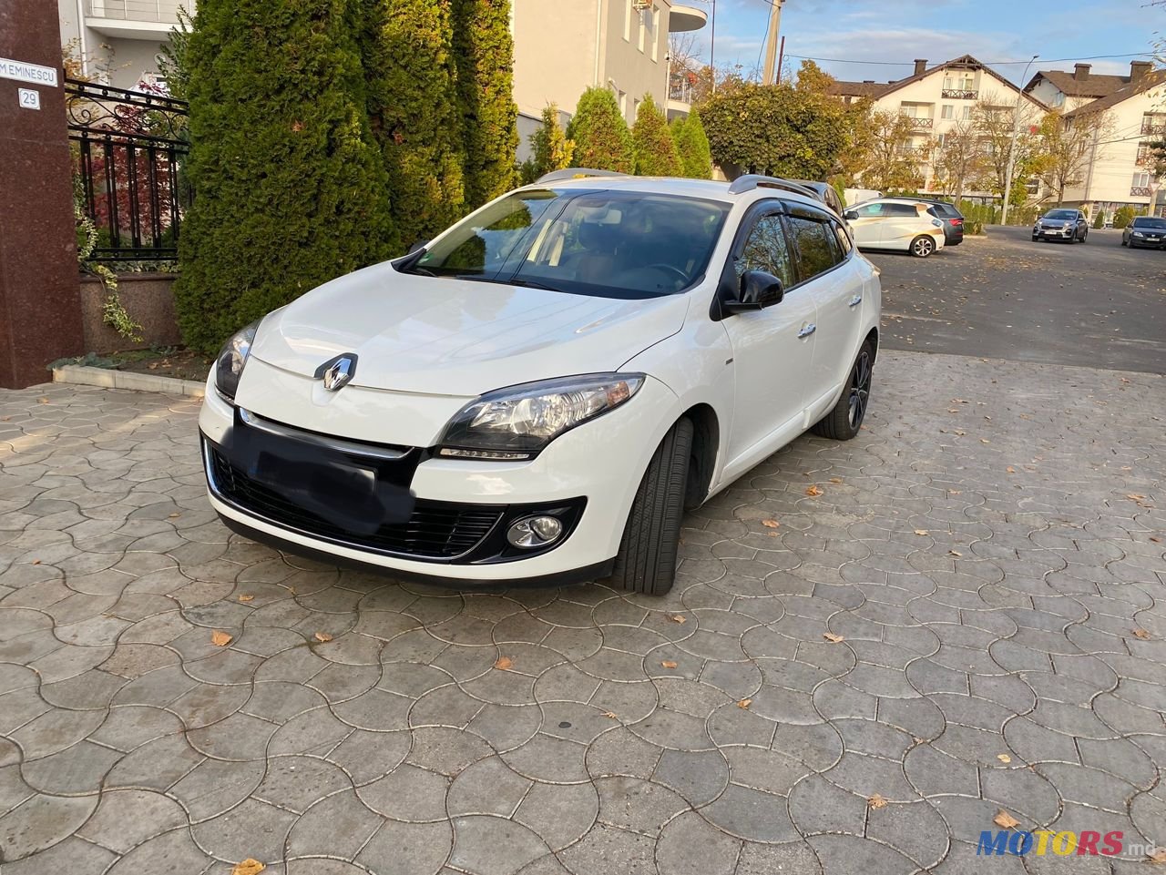 2013' Renault Megane photo #1