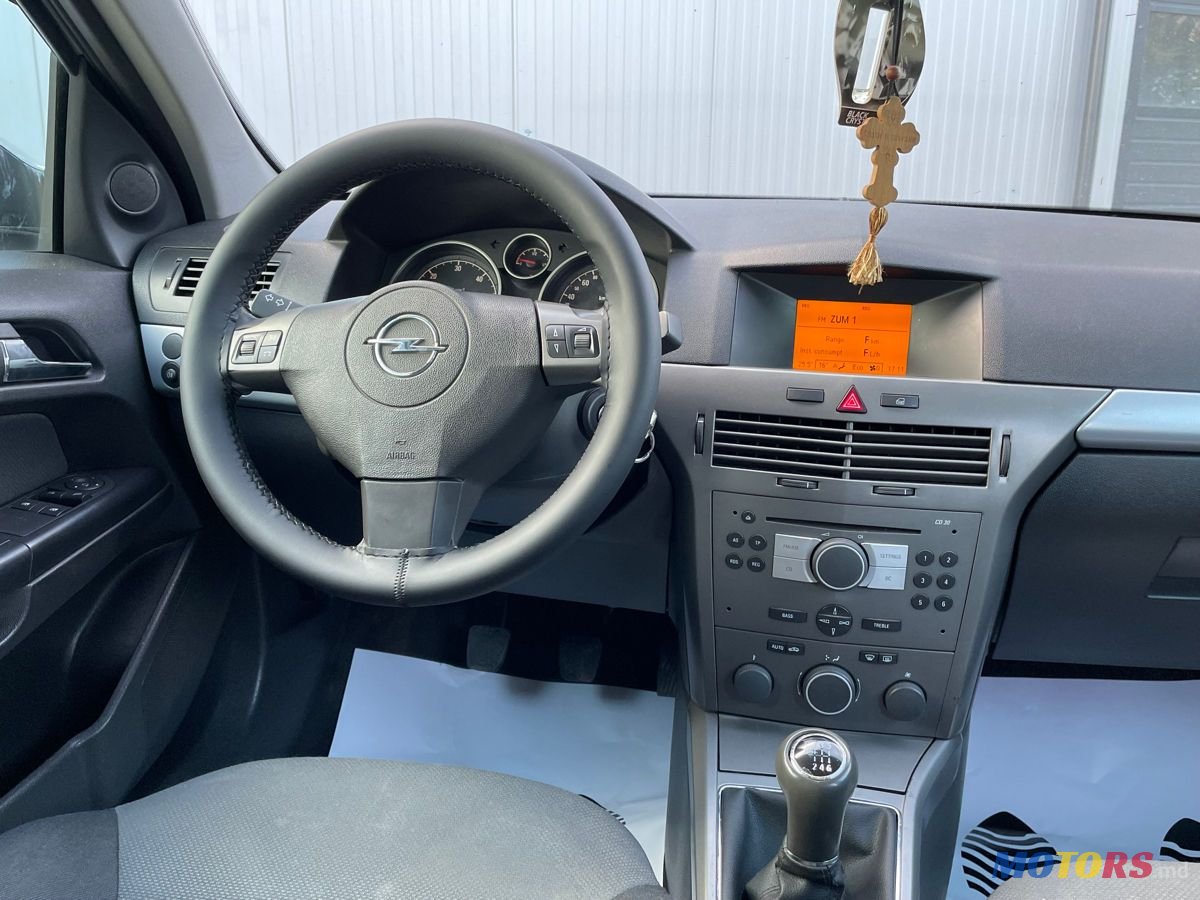 2007' Opel Astra photo #6