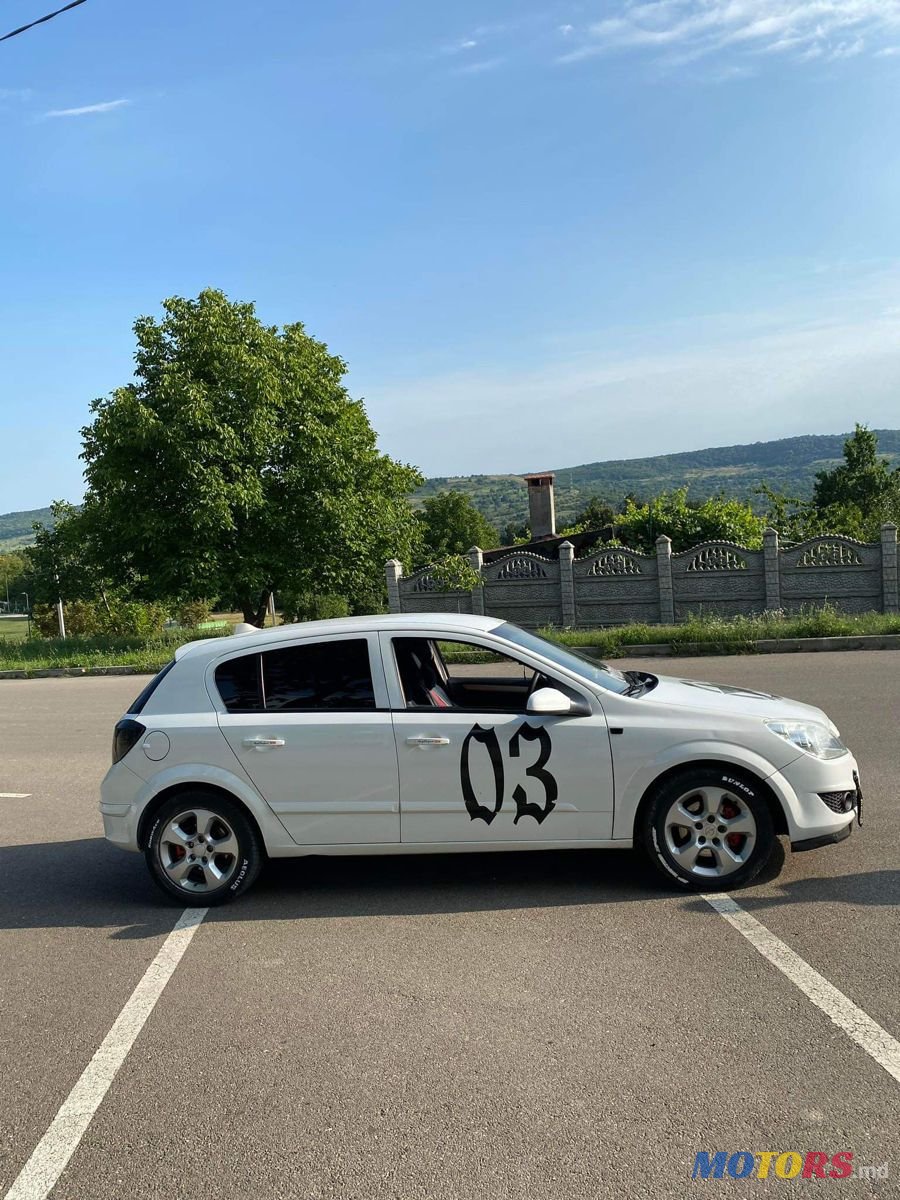 2009' Opel Astra photo #5