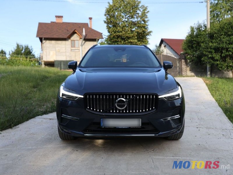 2022' Volvo XC60 photo #1