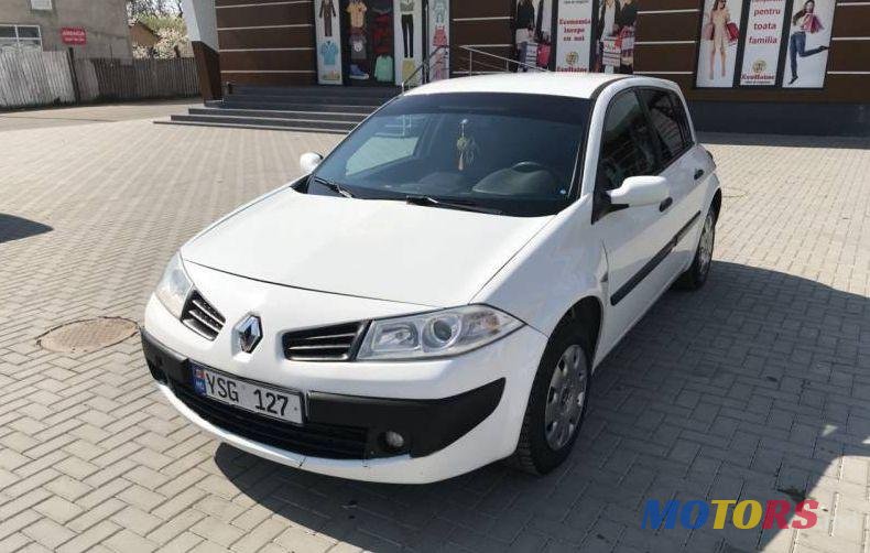 2008' Renault Megane photo #3