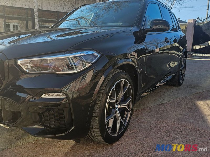 2021' BMW X5 photo #6