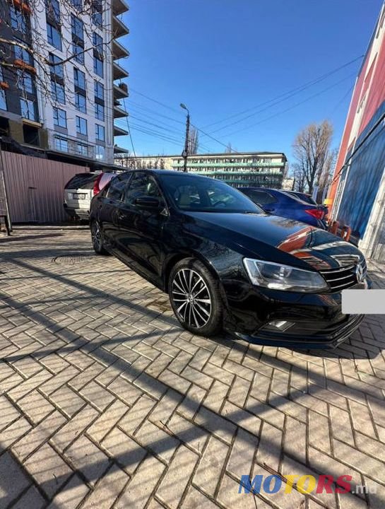 2015' Volkswagen Jetta photo #3