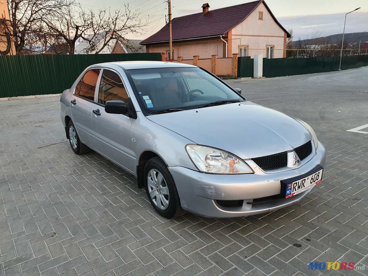 2008' Mitsubishi Lancer photo #3