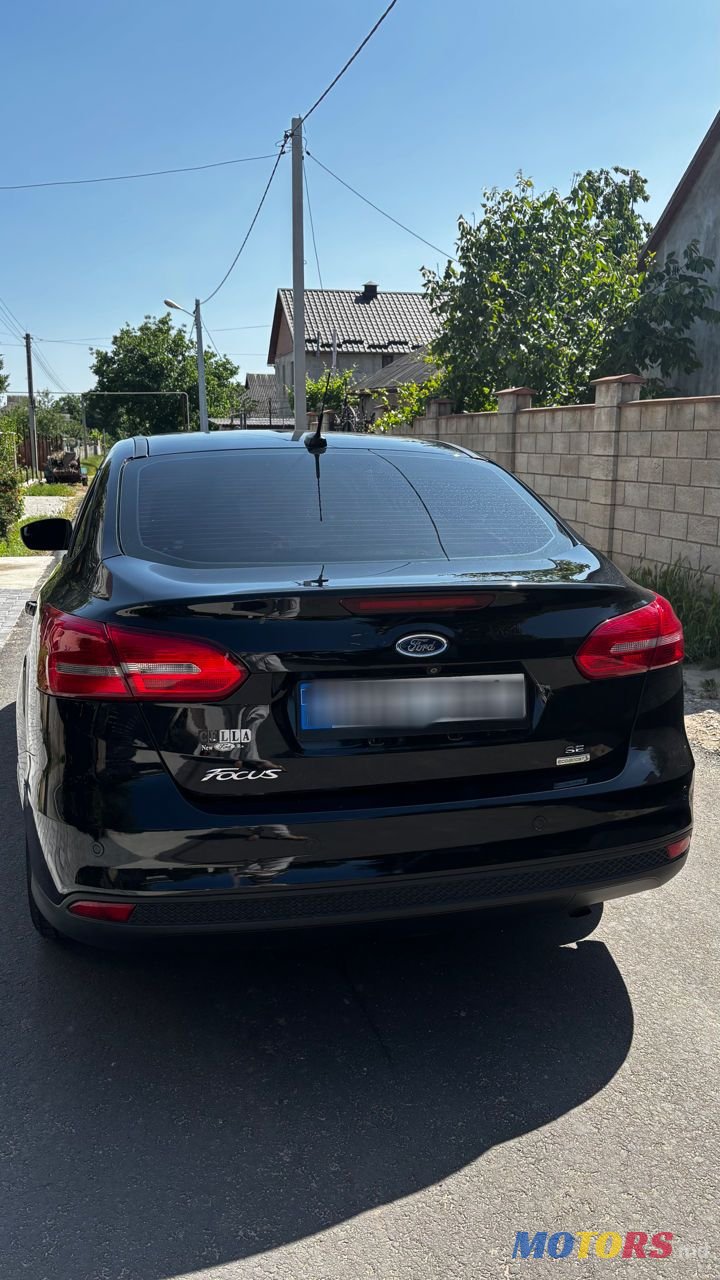 2015' Ford Focus photo #2