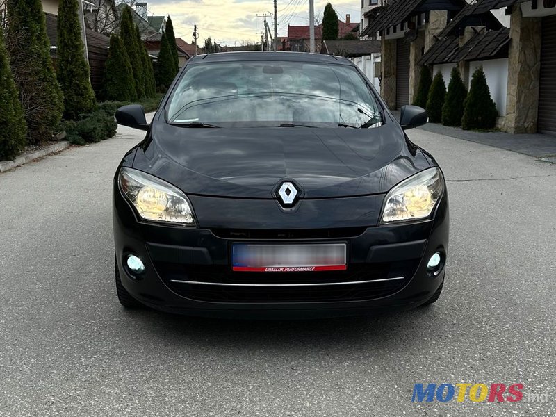 2010' Renault Megane photo #3