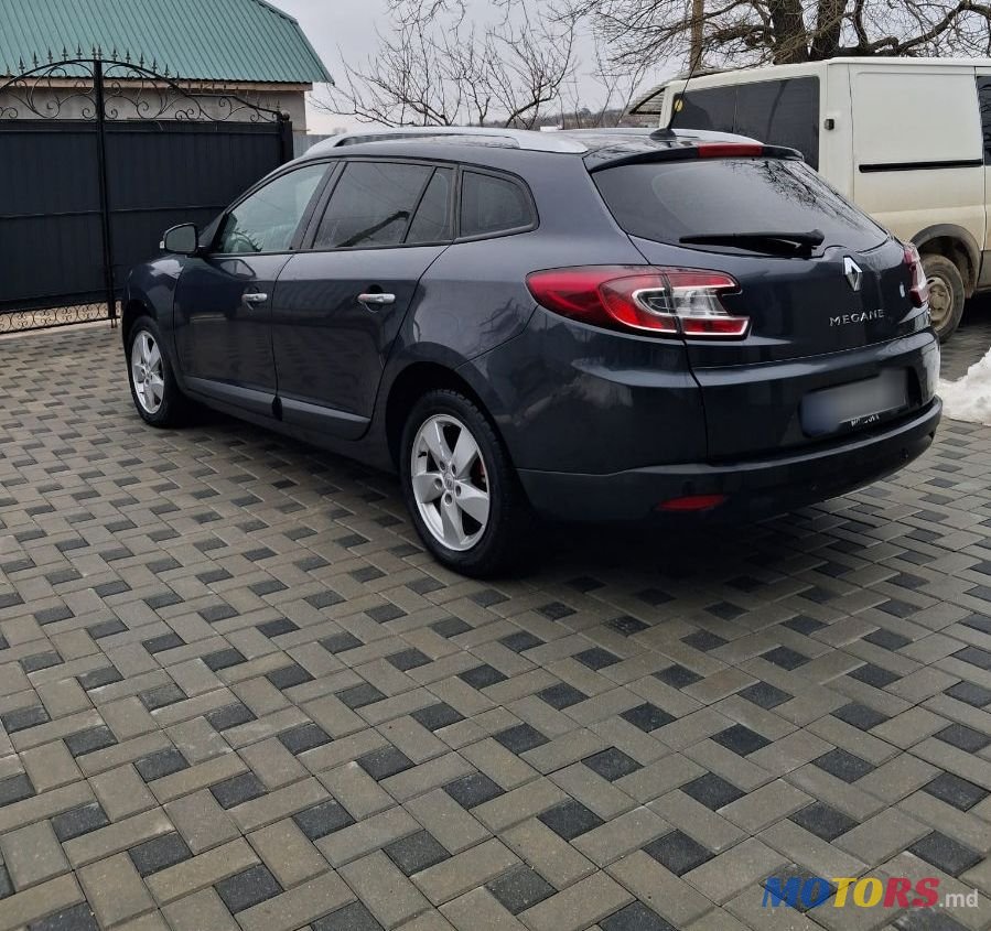 2010' Renault Megane photo #1