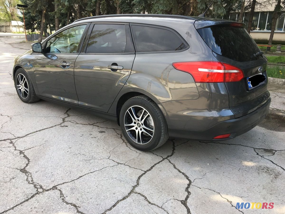 2016' Ford Focus photo #3