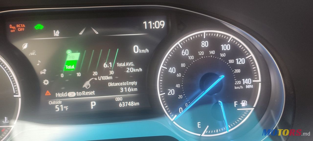 2021' Toyota Venza photo #3