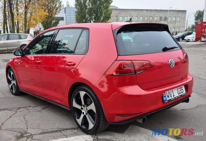 2015' Volkswagen Golf photo #3