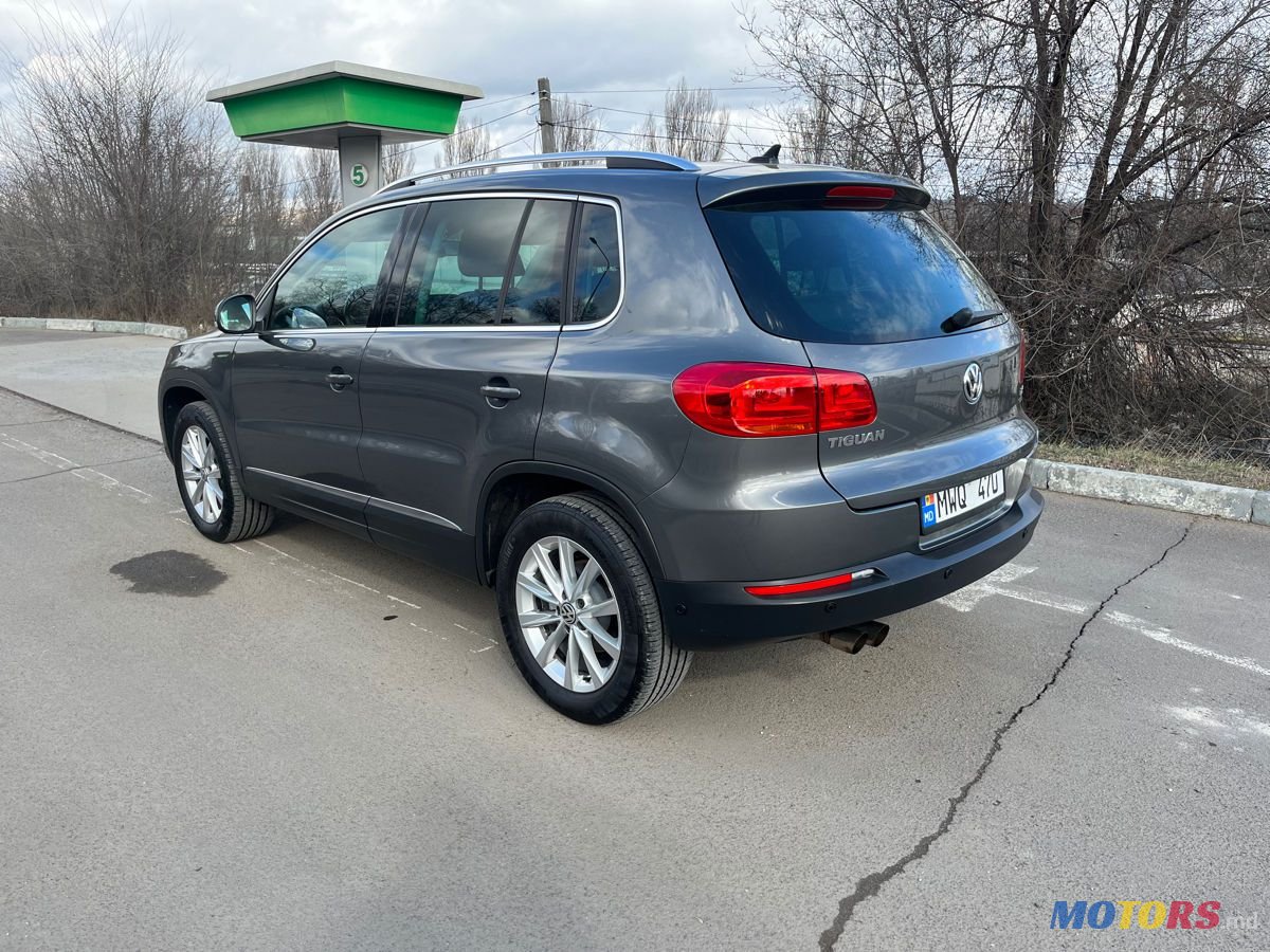 2013' Volkswagen Tiguan photo #3
