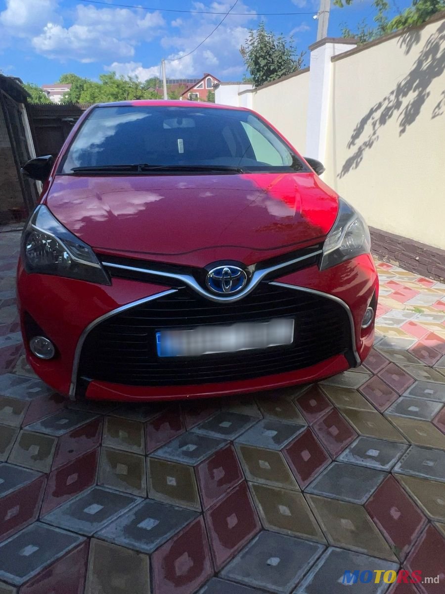 2015' Toyota Yaris photo #4