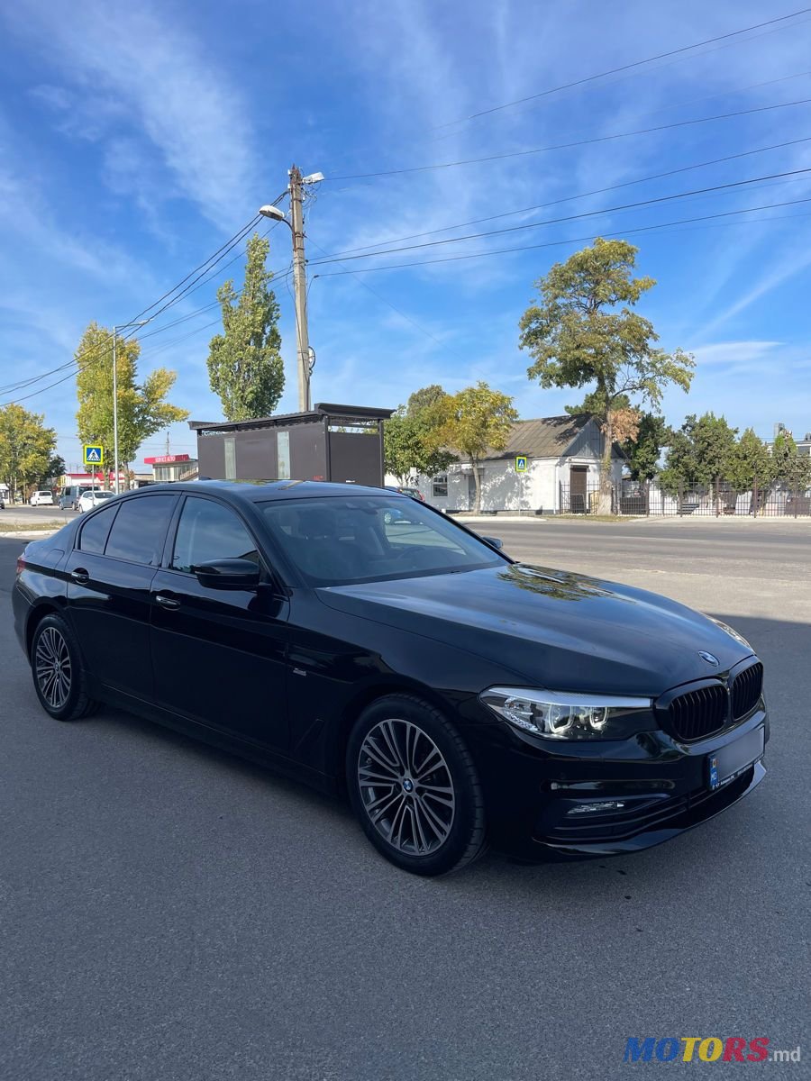 2018' BMW 5 Series photo #2