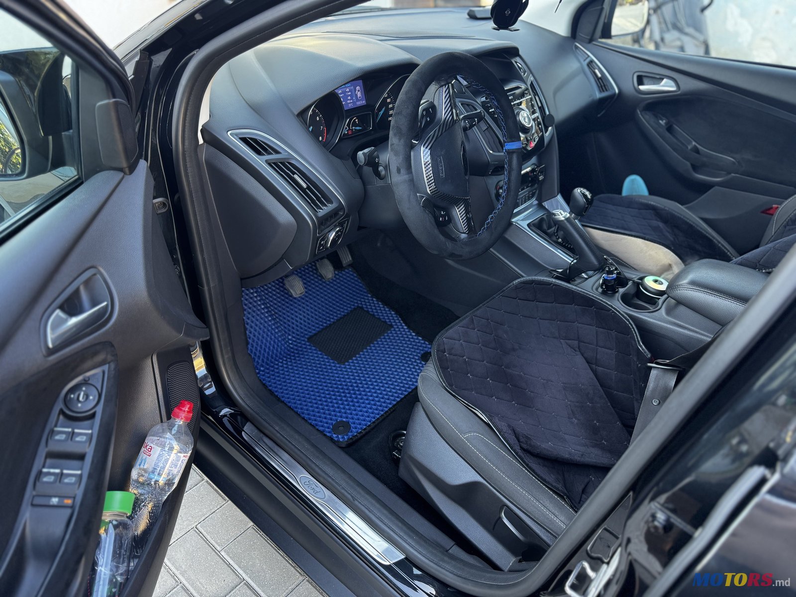 2012' Ford Focus photo #2